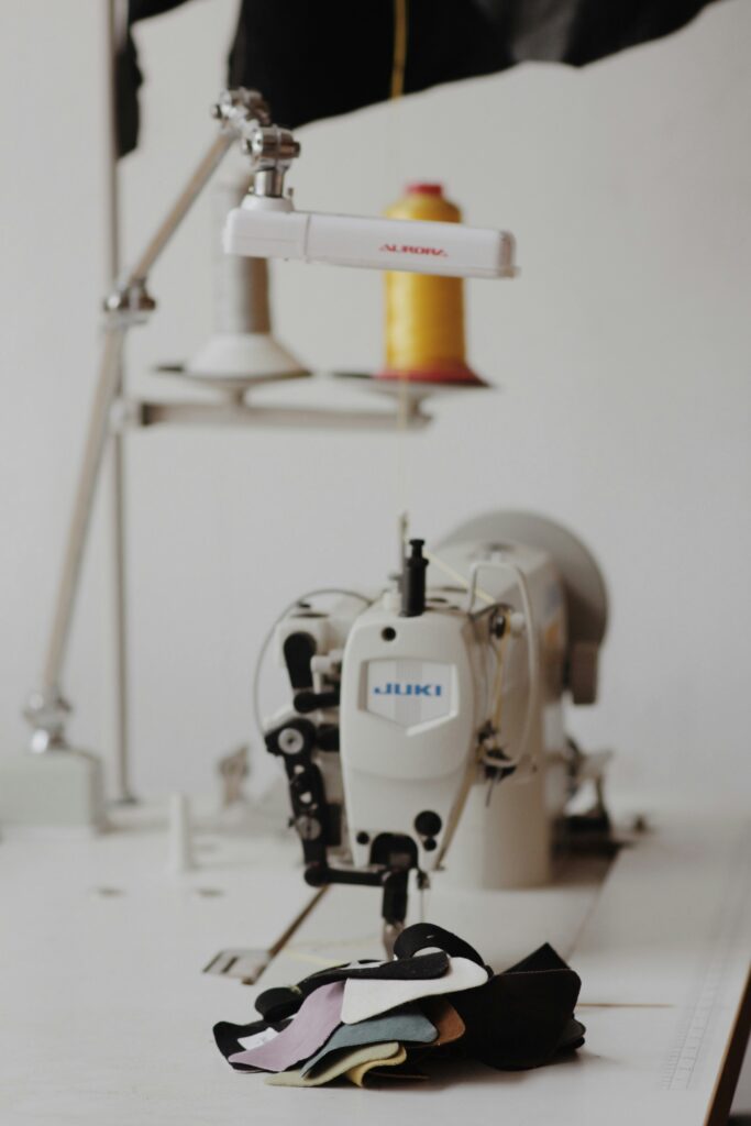 海外工場の生産進捗管理